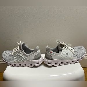 On Cloudswift Women's Running Shoe in Glacier White. Sz: 7.5 —NEW Without Tags